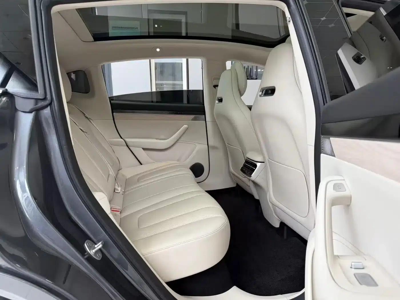 Zhijie R7 2024 Pure Electric 667km Pro — миниатюра 12