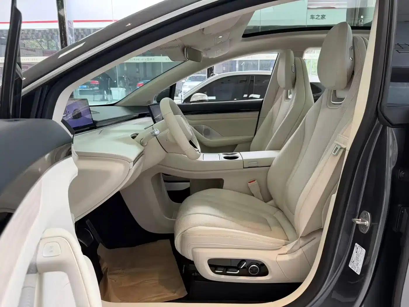 Zhijie R7 2024 Pure Electric 667km Pro — миниатюра 6