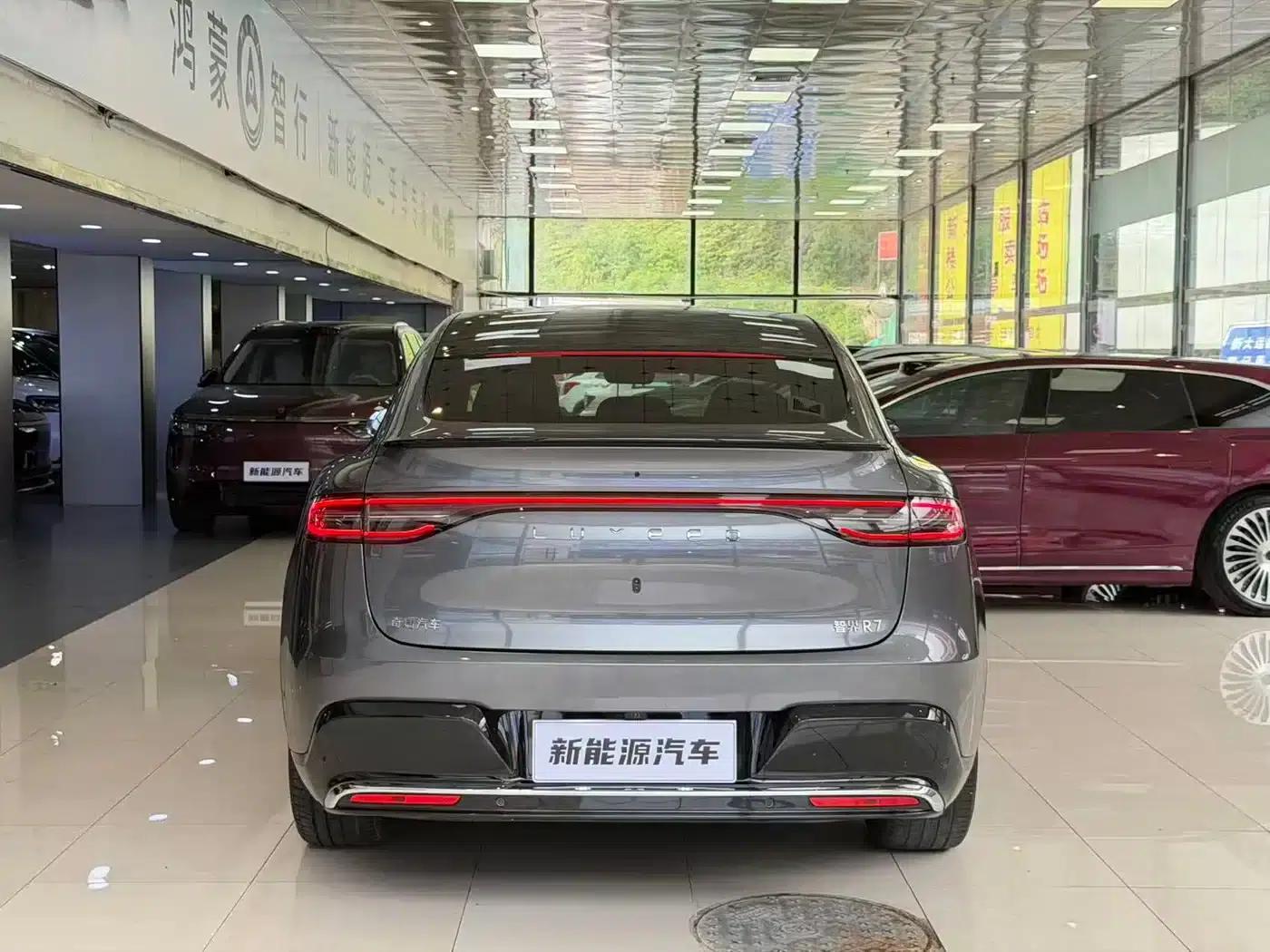 Zhijie R7 2026 Model with Extended Range Ultra (192-line LiDAR) — миниатюра 11