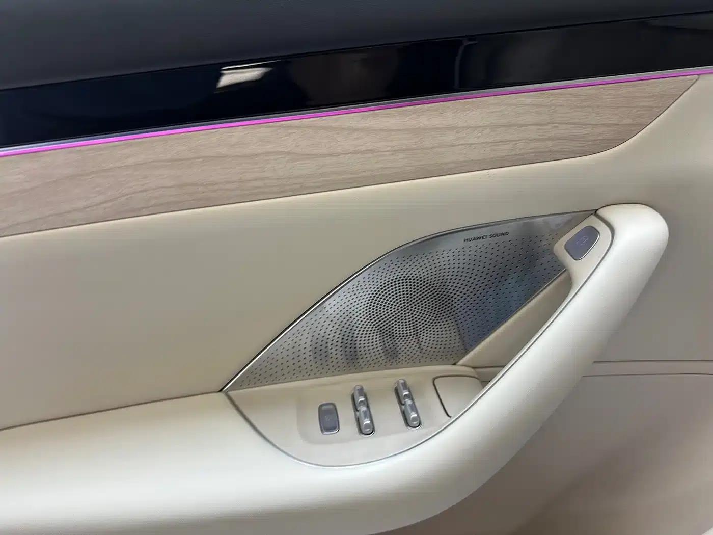 Zhijie R7 2026 Pure Electric Max + 192-line LiDAR — миниатюра 9