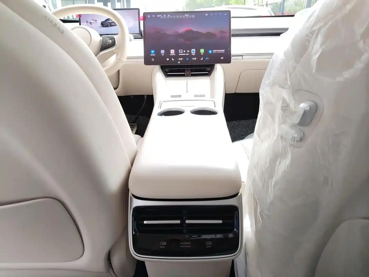 Zhijie R7 2025 Model, Extended Range 251km Max — миниатюра 7