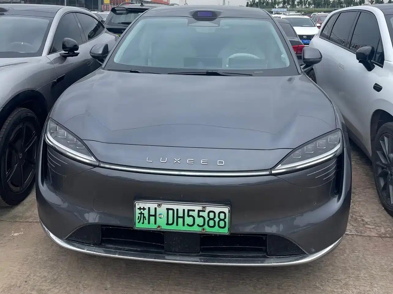Zhijie R7 2024 Pure Electric 667km Pro — миниатюра 1
