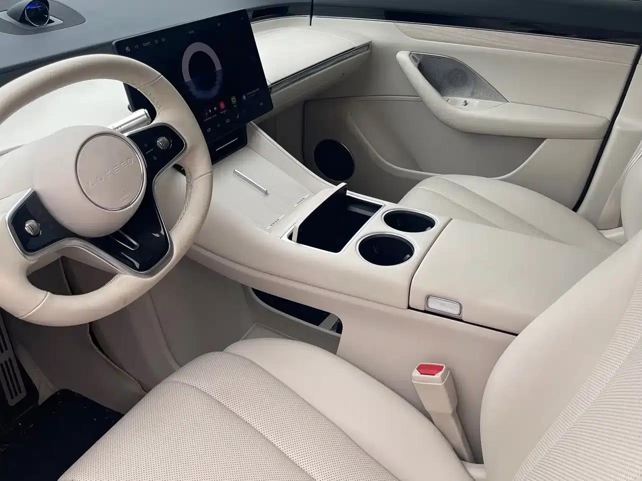 Zhijie R7 2024 Pure Electric 667km Pro — миниатюра 6