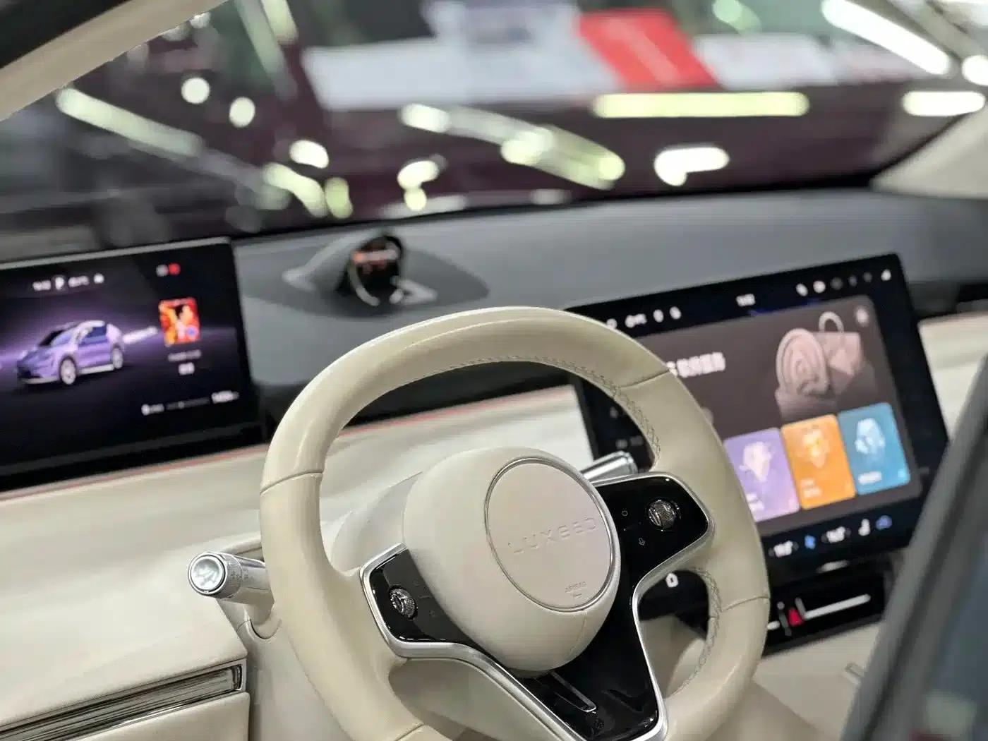 Zhijie R7 2024 Pure Electric 736km Ultra — миниатюра 34
