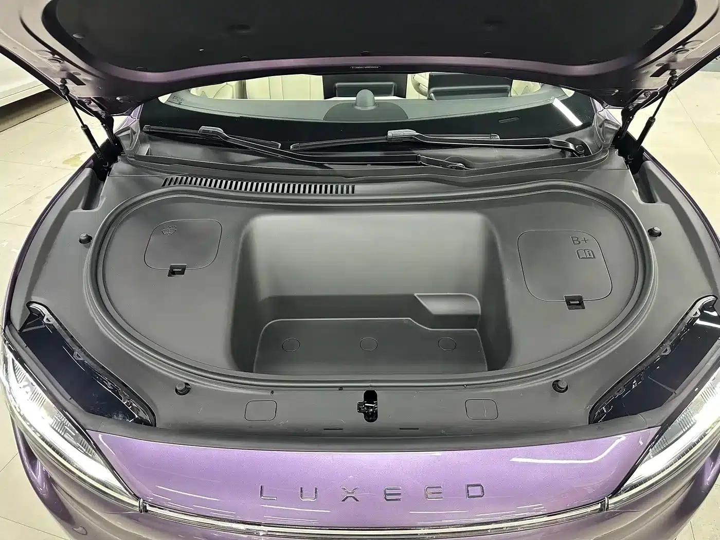 Zhijie R7 2024 Pure Electric 736km Ultra — миниатюра 10