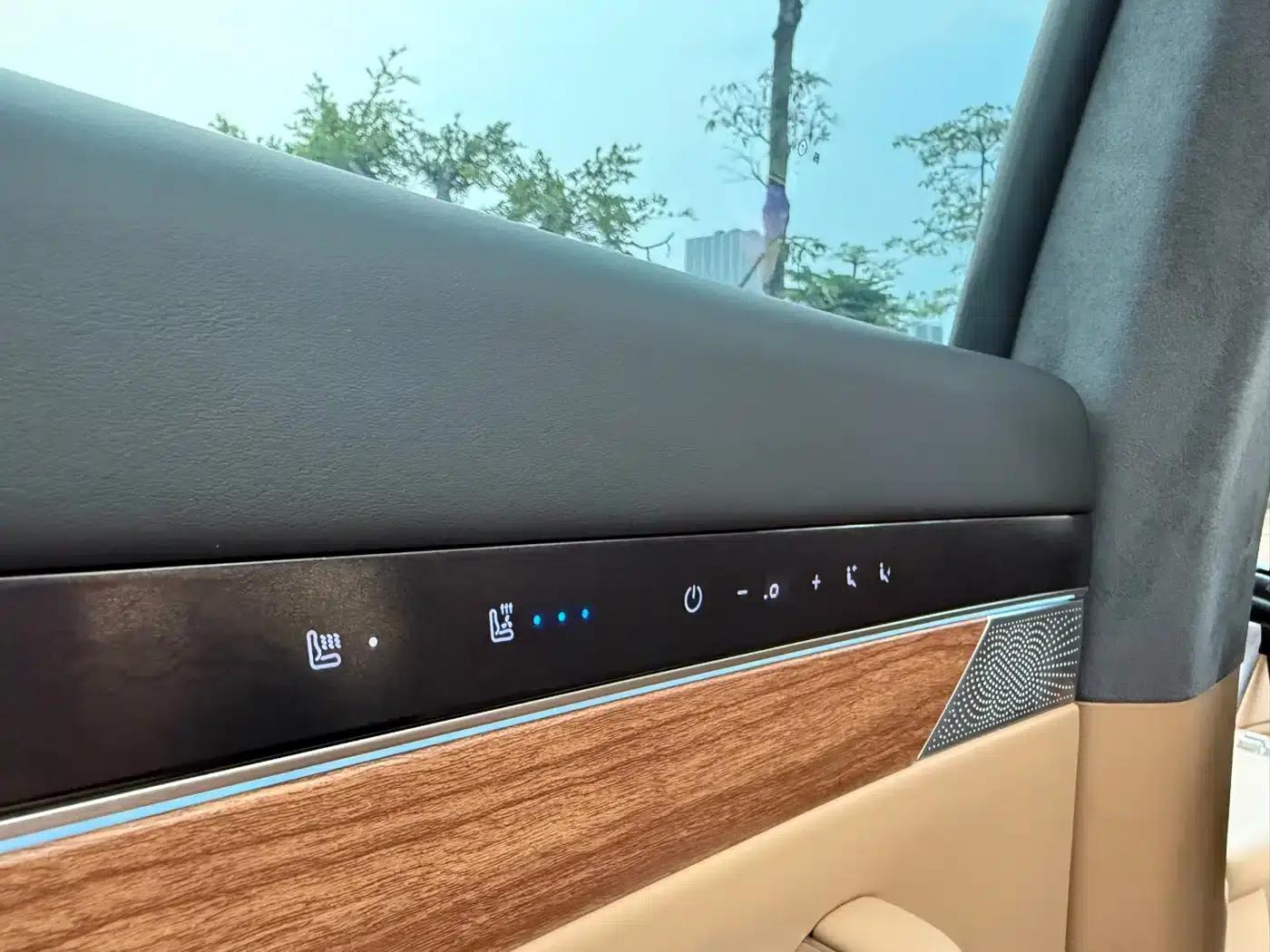 Zhijie R7 2024 Pure Electric 667km Max — миниатюра 12