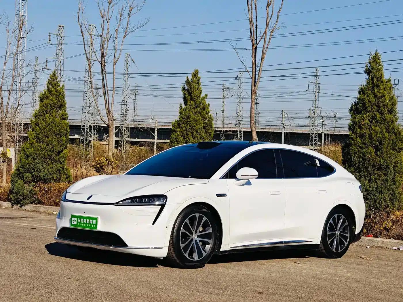 Zhijie R7 2024 Pure Electric 802km Max — миниатюра 1
