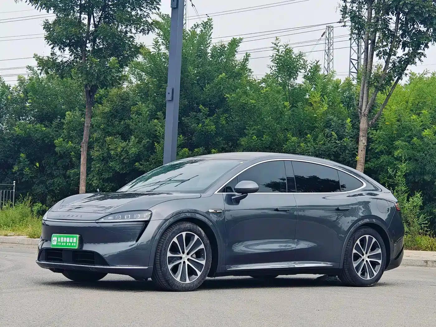 Zhijie R7 2024 Pure Electric 667km Pro — миниатюра 1