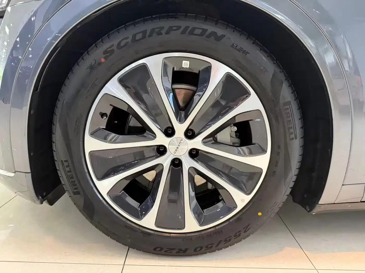 Zhijie R7 2024 Pure Electric 667km Pro — миниатюра 15