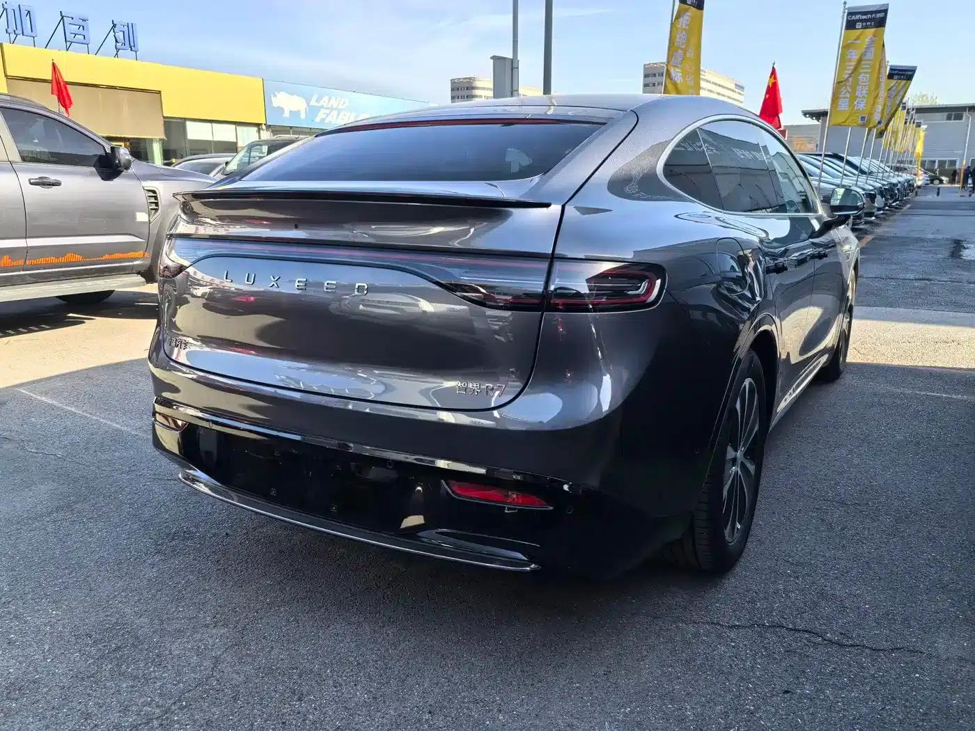 Zhijie R7 2025 Model, Extended Range 251km Max — миниатюра 10