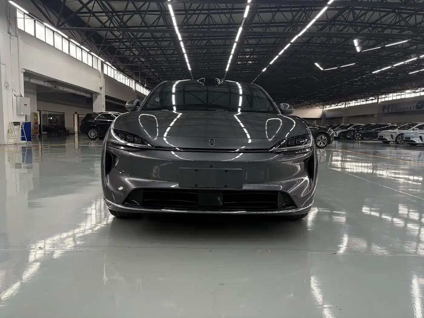 Zhijie R7 2026 Pure Electric Max+ (192-line LiDAR) — миниатюра 2
