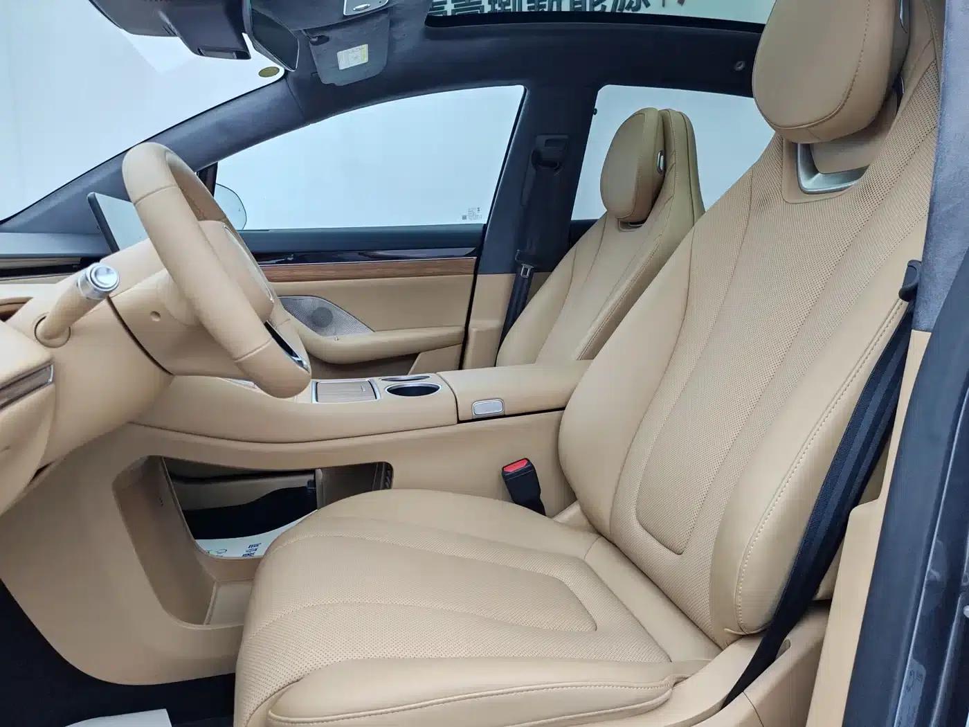 Zhijie R7 2024 Pure Electric 667km Max — миниатюра 4