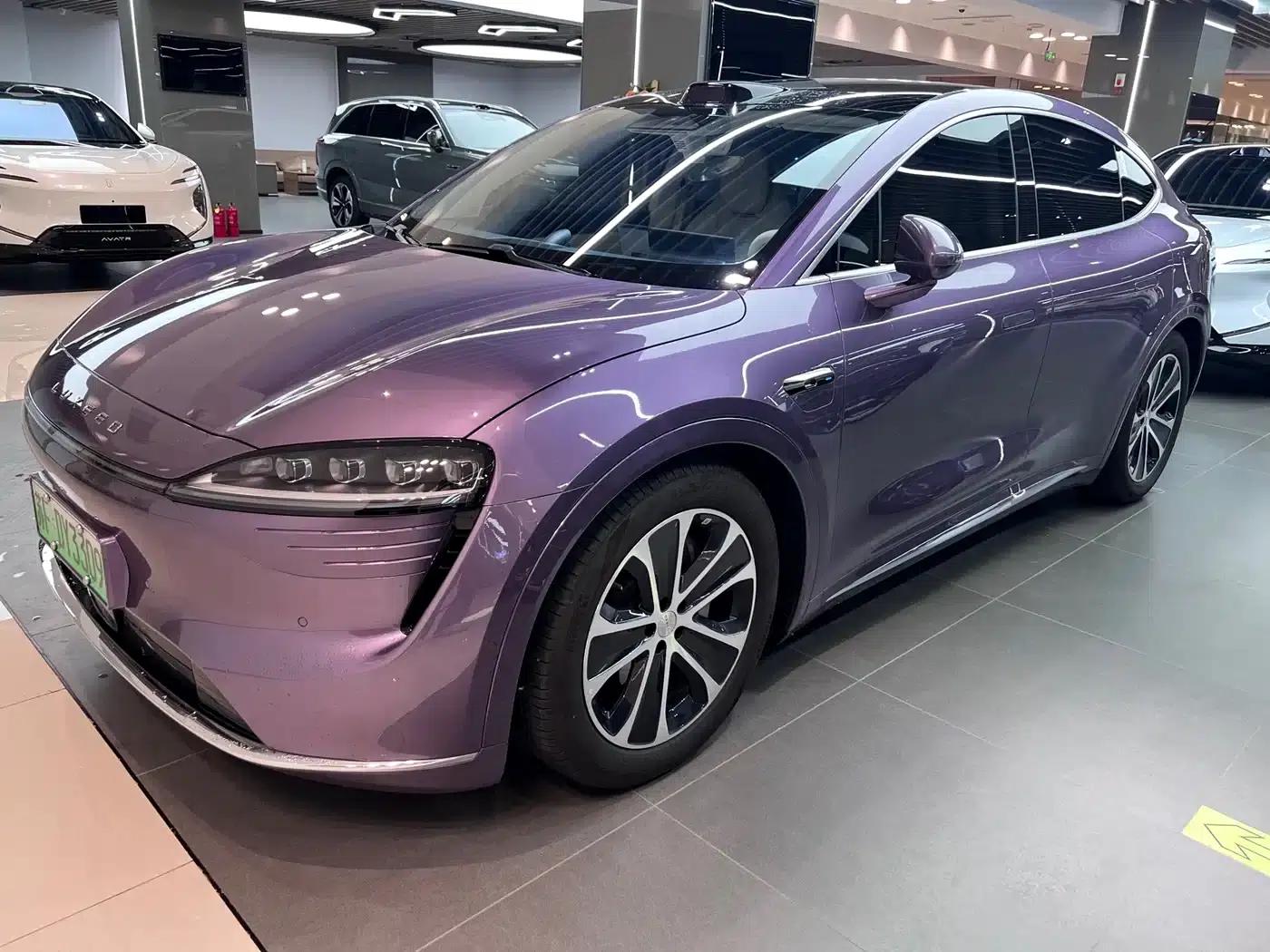 Zhijie R7 2024 Pure Electric 802km Max — миниатюра 1
