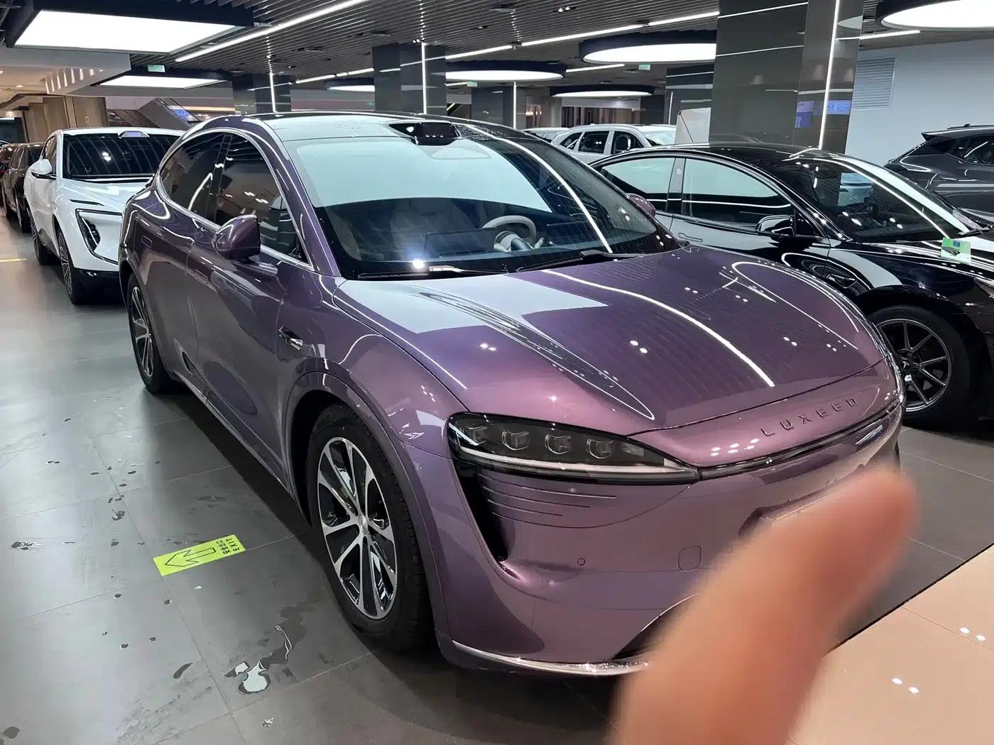Zhijie R7 2024 Pure Electric 802km Max — миниатюра 3