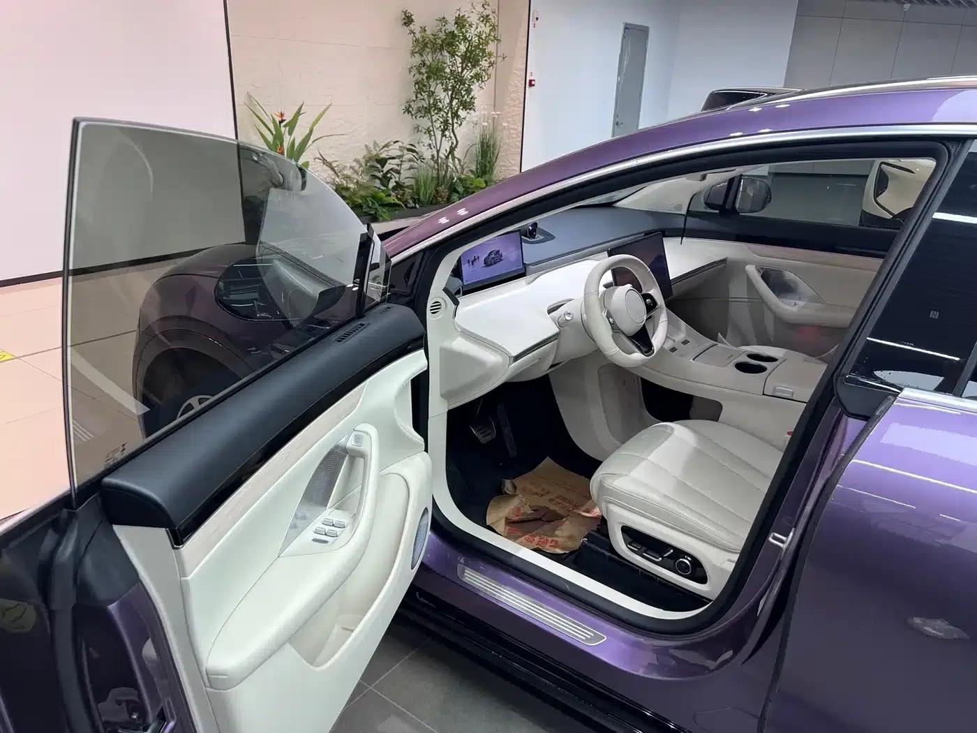 Zhijie R7 2024 Pure Electric 802km Max — миниатюра 10