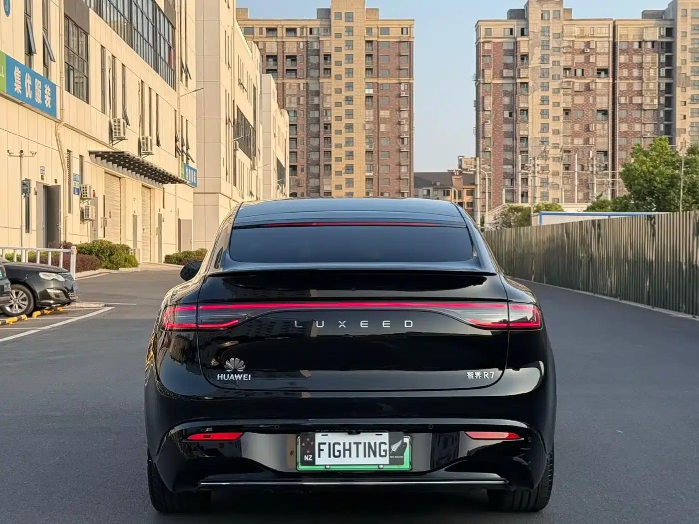 Zhijie R7 2024 Pure Electric 802km Max — миниатюра 16
