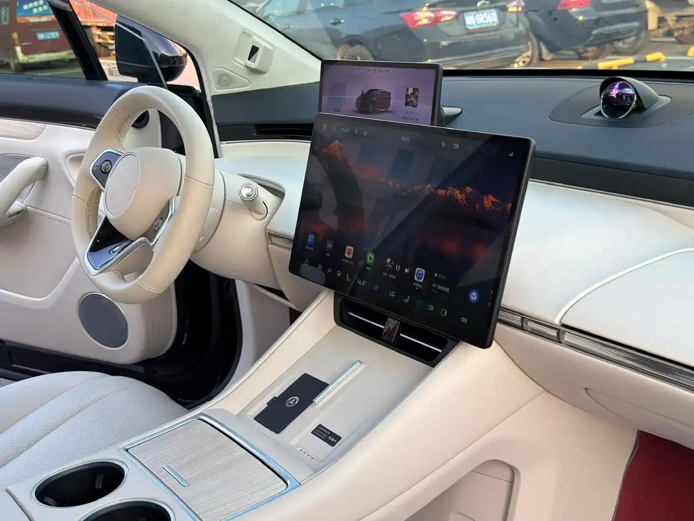 Zhijie R7 2024 Pure Electric 802km Max — миниатюра 8