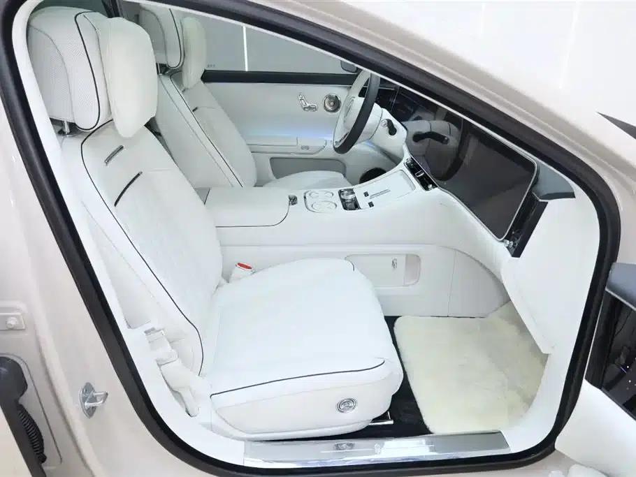 2025 S800 Premium Range Extended Star Executive Edition 4-seater (192-line LiDAR) — миниатюра 15