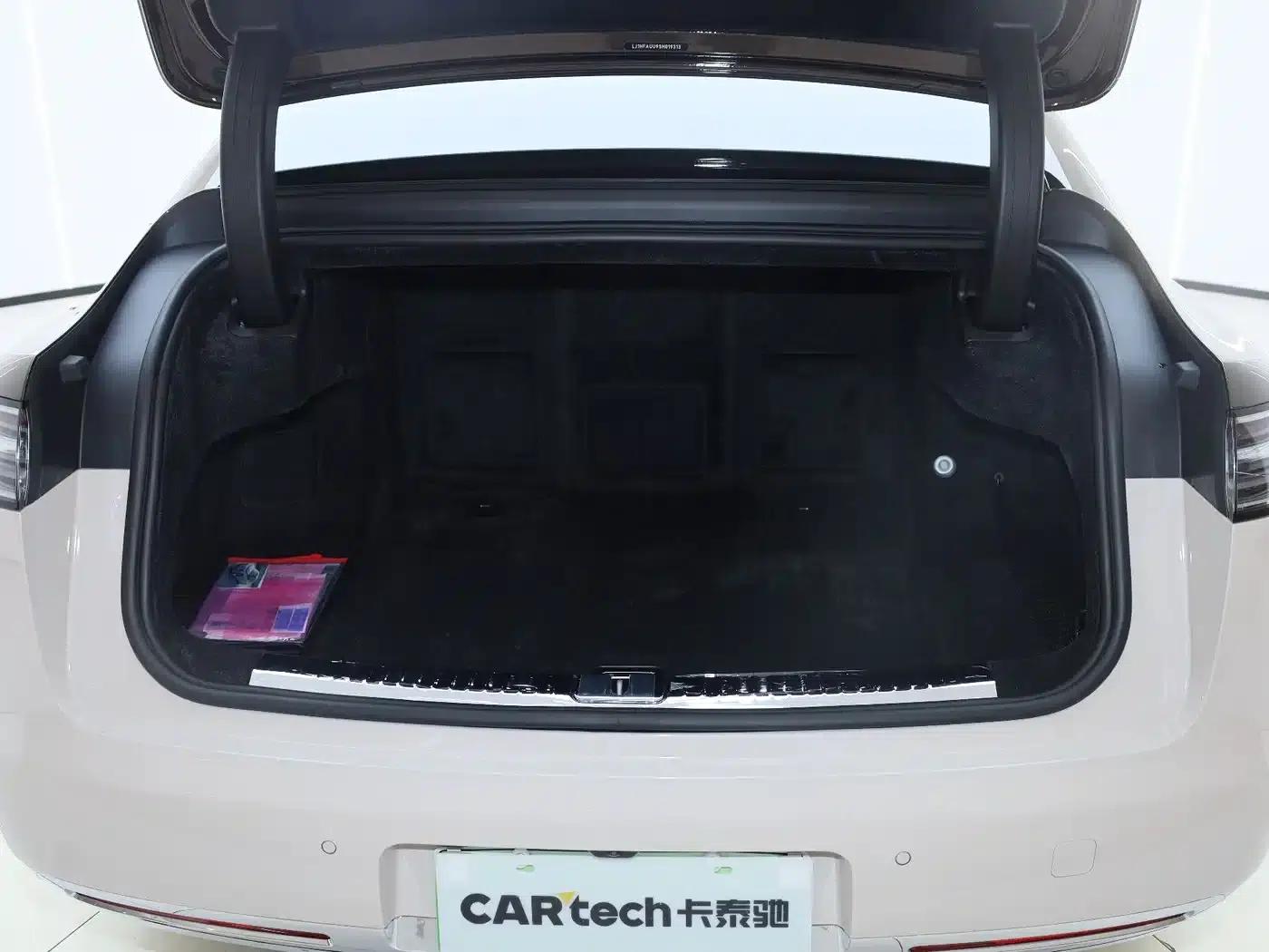 2025 S800 Premium Range Extended Star Executive Edition 4-seater (192-line LiDAR) — миниатюра 11