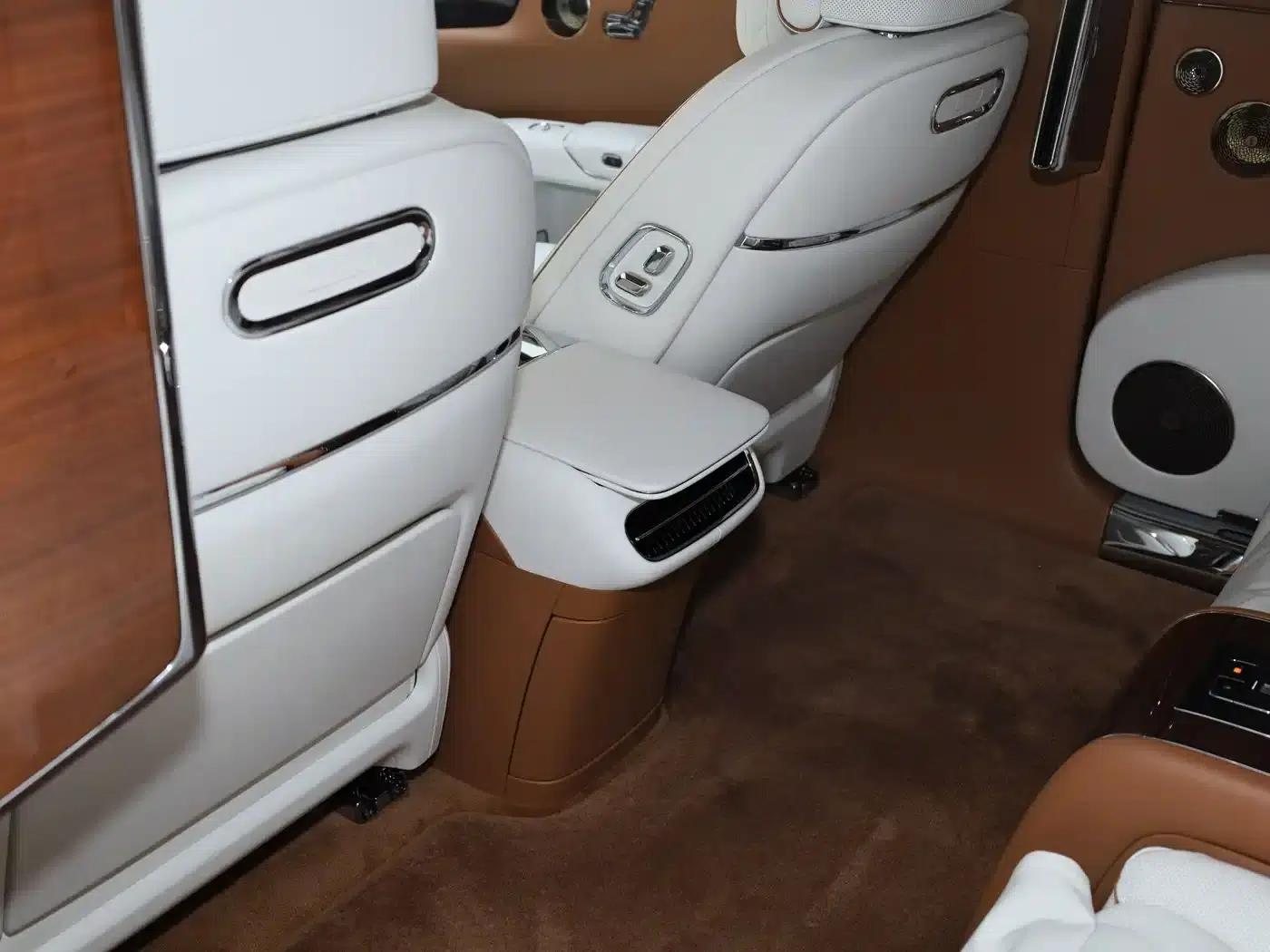 2025 S800 Premium Range Extended Star Executive Edition 4-seater (192-line LiDAR) — миниатюра 20