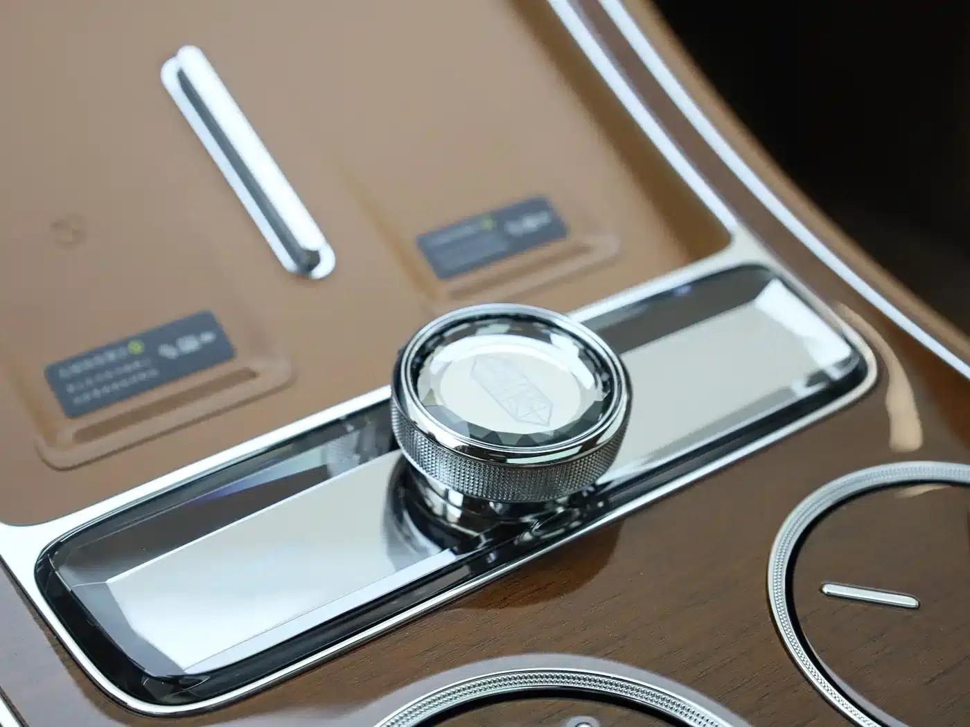 2025 S800 Premium Range Extended Star Executive Edition 4-seater (192-line LiDAR) — миниатюра 31