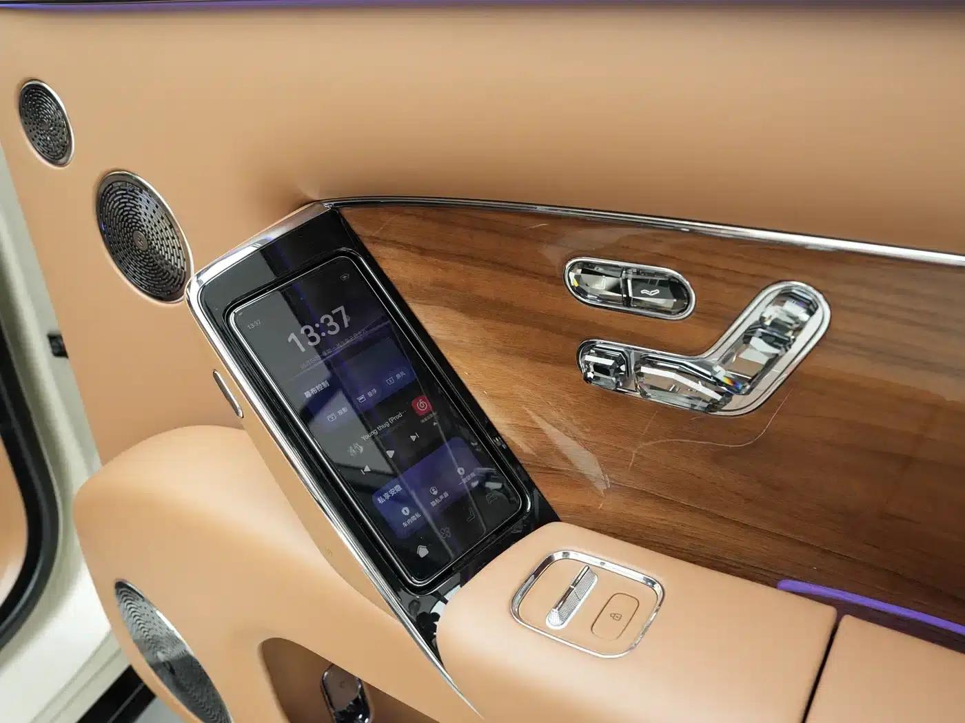 2025 S800 Premium Range Extended Star Edition 5-seater (192-line LiDAR) — миниатюра 23