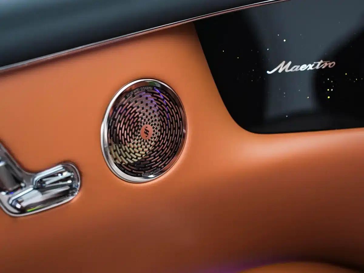 2025 S800 Pure Electric Star Executive Edition (4-seater, 192-line LiDAR) — миниатюра 17