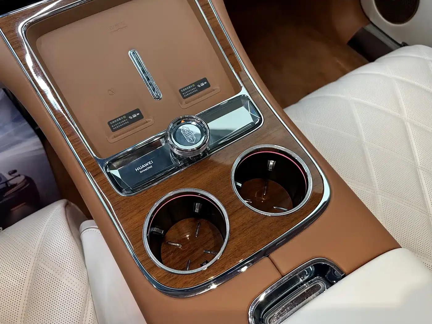 2025 S800 Premium Range Extended Star Executive Edition (4-seater, 192-line LiDAR) — миниатюра 15