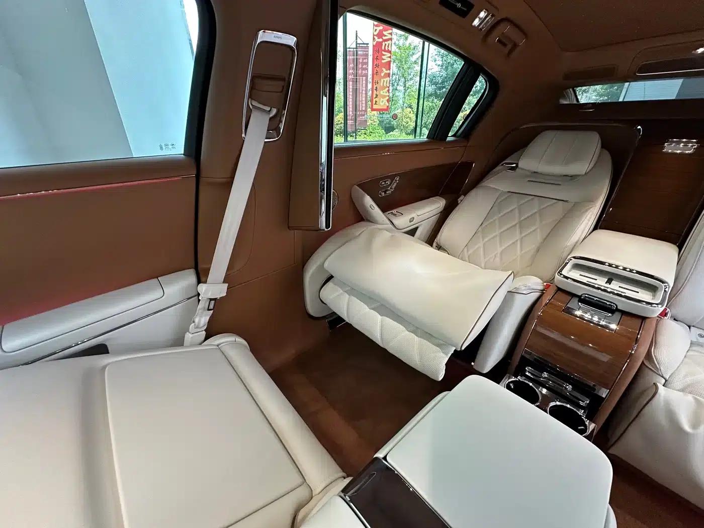 2025 S800 Premium Range Extended Star Executive Edition (4-seater, 192-line LiDAR) — миниатюра 27