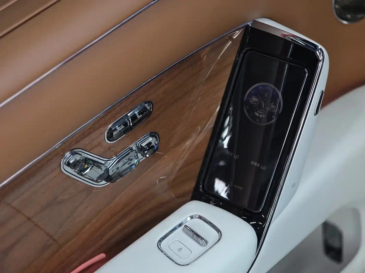 2025 S800 Premium Range Extended Star Executive Edition (4-seater, 192-line LiDAR) — миниатюра 35