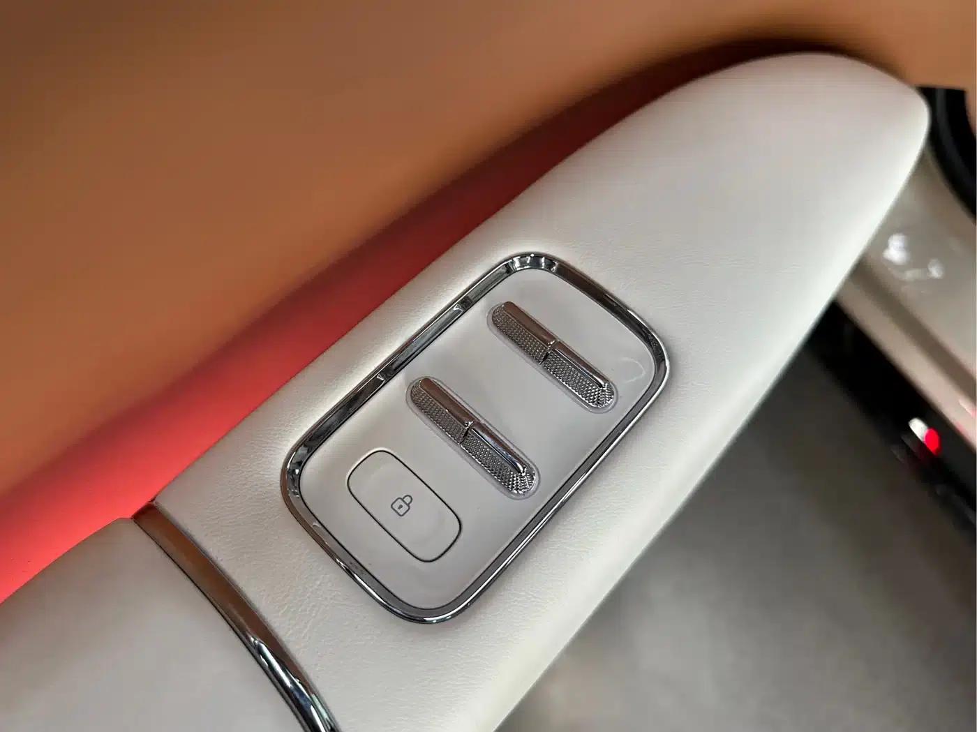 2025 S800 Premium Range Extended Star Executive Edition (4-seater, 192-line LiDAR) — миниатюра 6
