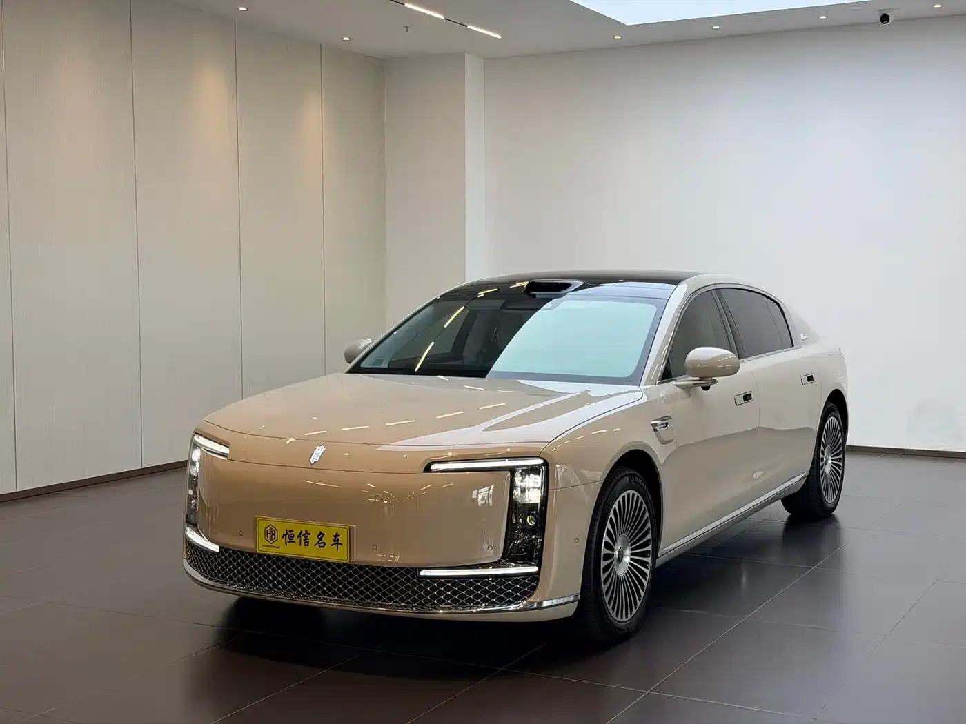 2025 S800 Pure Electric Star Executive Edition (4-seater, 192-line LiDAR) — миниатюра 1