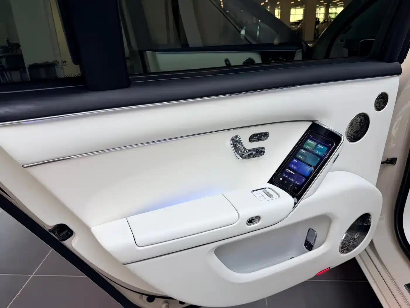 2025 S800 Pure Electric Star Executive Edition (4-seater, 192-line LiDAR) — миниатюра 14