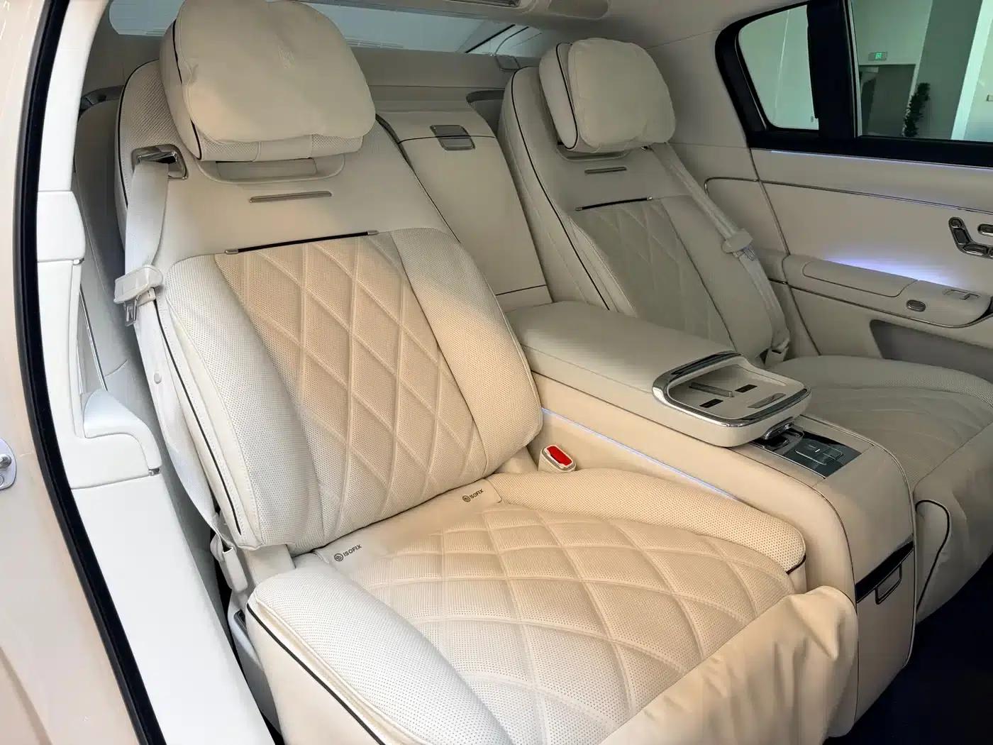 2025 S800 Pure Electric Star Executive Edition (4-seater, 192-line LiDAR) — миниатюра 17