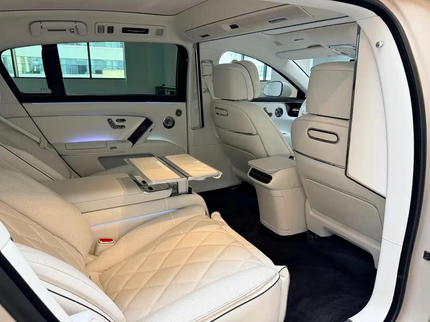 2025 S800 Pure Electric Star Executive Edition (4-seater, 192-line LiDAR) — миниатюра 18