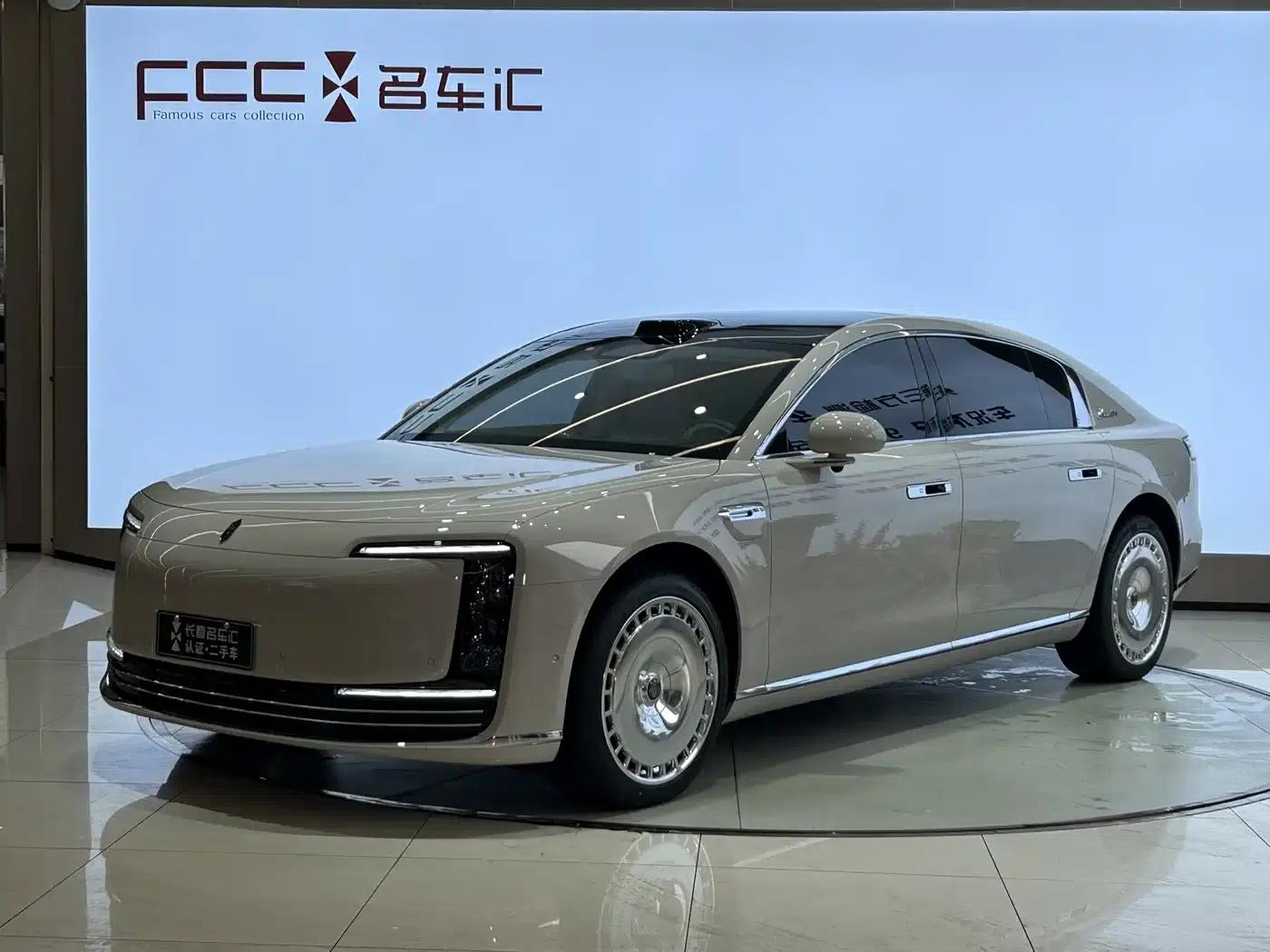 2025 S800 Premium Range Extended Star Executive Edition (4-seater, 192-line LiDAR) — миниатюра 1