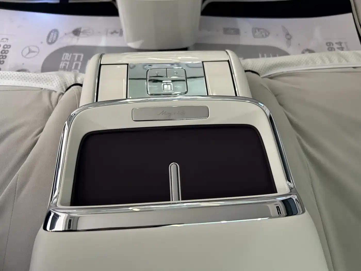 2025 S800 Premium Range Extended Star Executive Edition (4-seater, 192-line LiDAR) — миниатюра 18