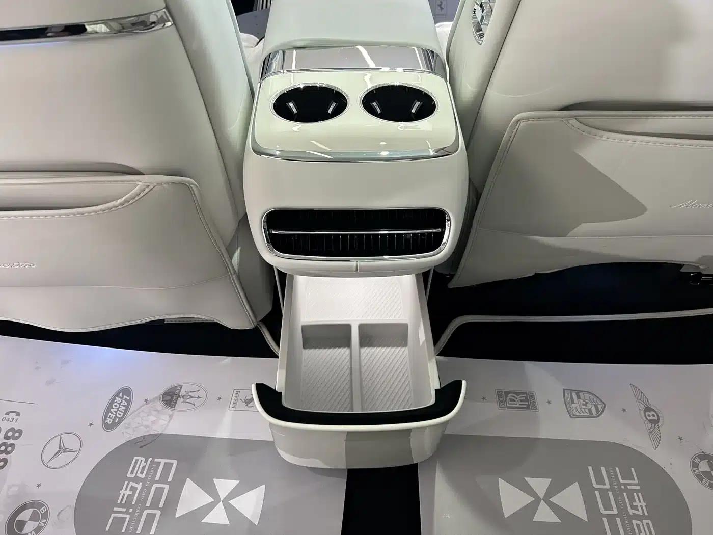 2025 S800 Premium Range Extended Star Executive Edition (4-seater, 192-line LiDAR) — миниатюра 19