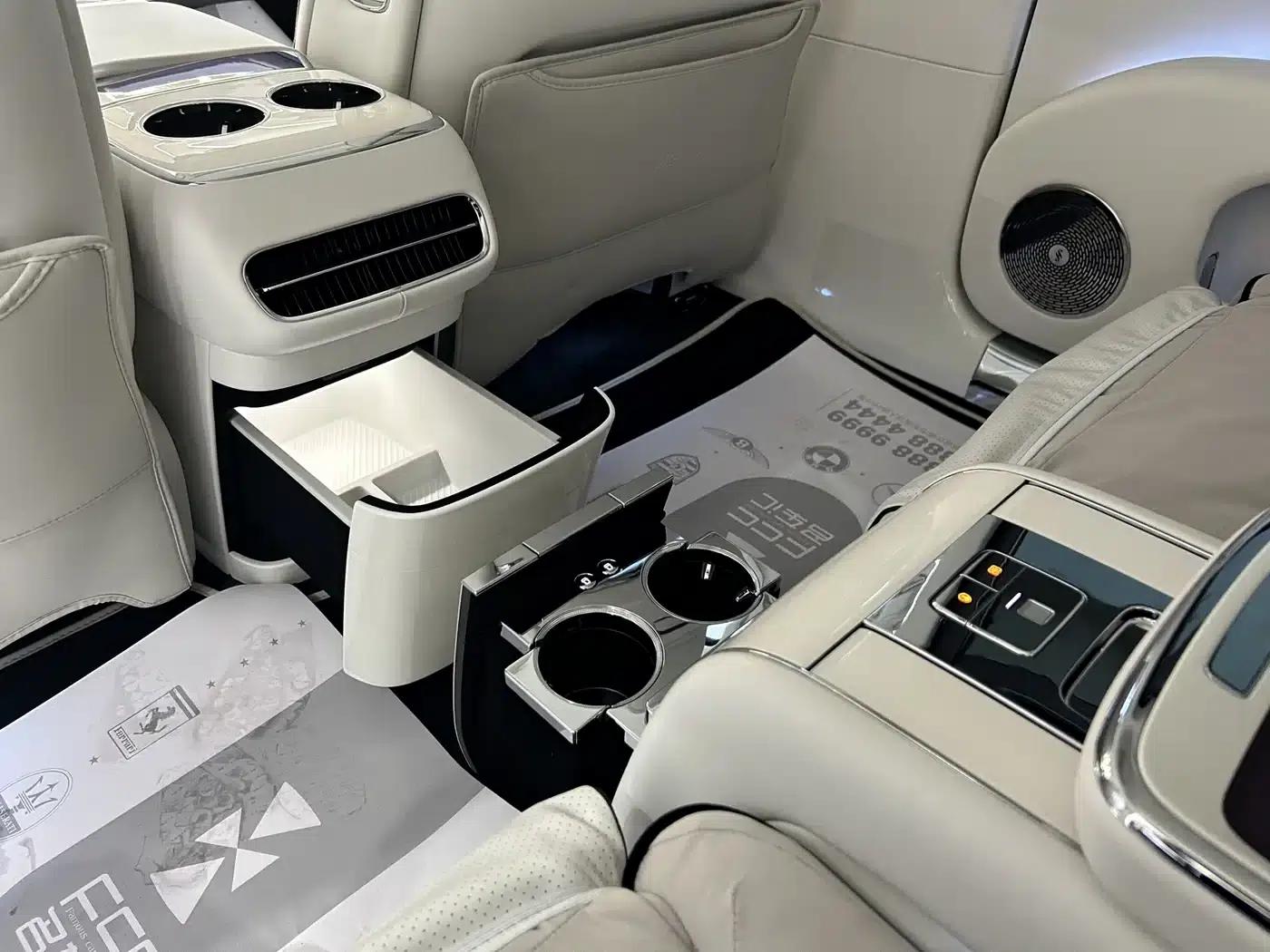 2025 S800 Premium Range Extended Star Executive Edition (4-seater, 192-line LiDAR) — миниатюра 31