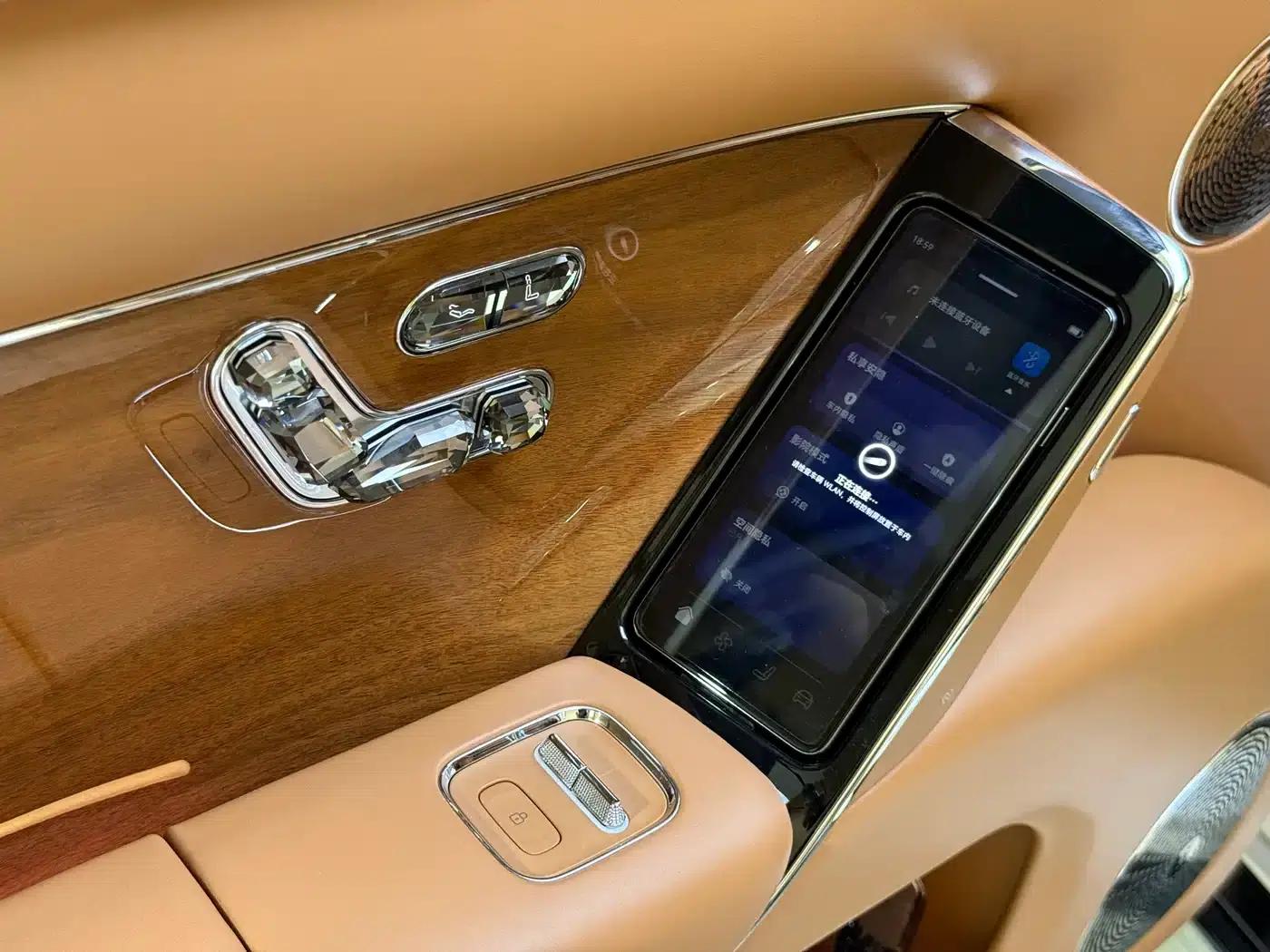 2025 S800 Premium Range Extended Star Executive Edition 4-seater (192-line LiDAR) — миниатюра 12
