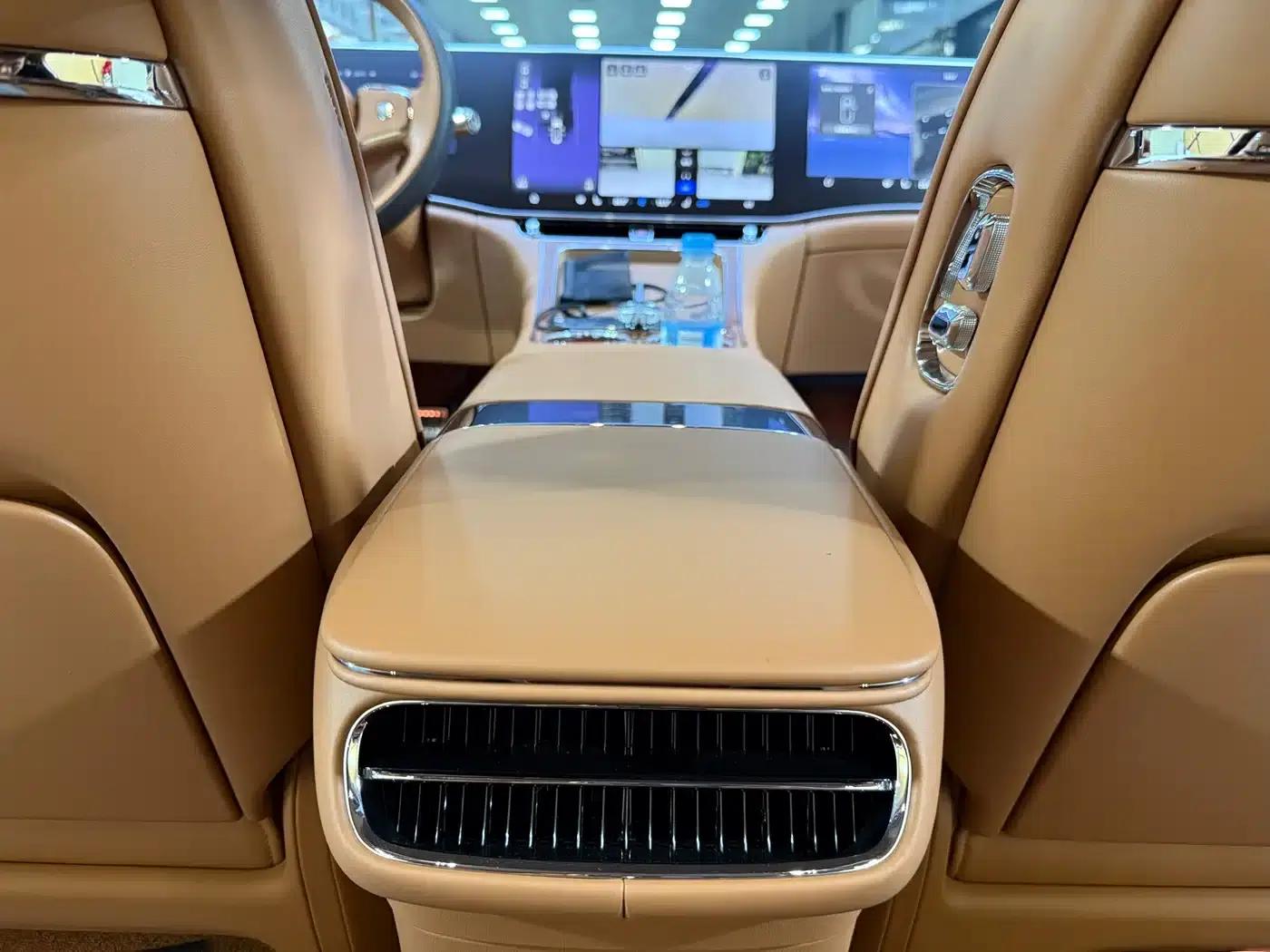 2025 S800 Premium Range Extended Star Executive Edition 4-seater (192-line LiDAR) — миниатюра 10