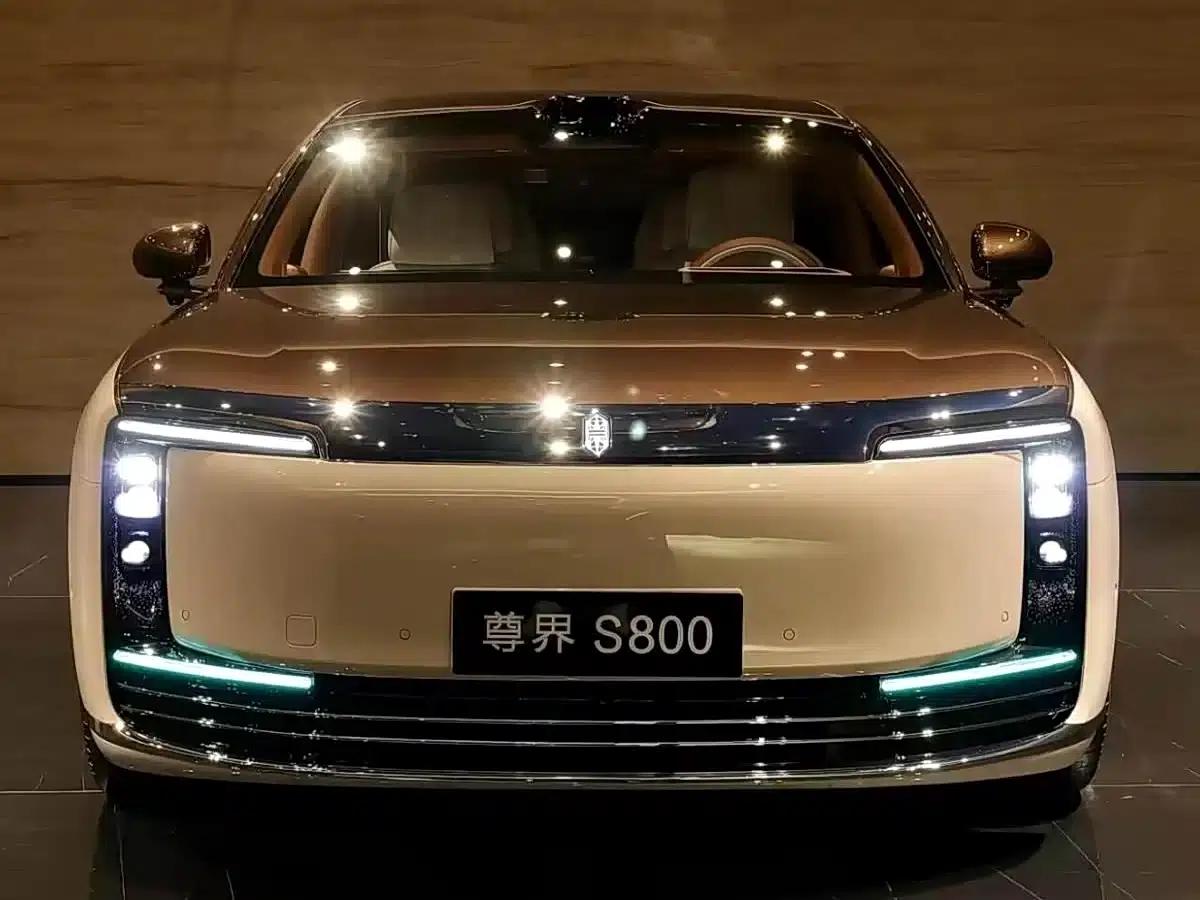 2025 S800 Premium Range Extended Executive 4-Seat (with 896-line LiDAR) — миниатюра 2