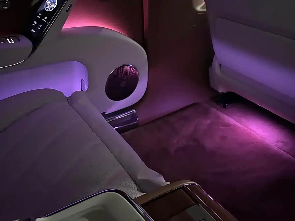 2025 S800 Premium Range Extended Executive 4-Seat (with 896-line LiDAR) — миниатюра 9