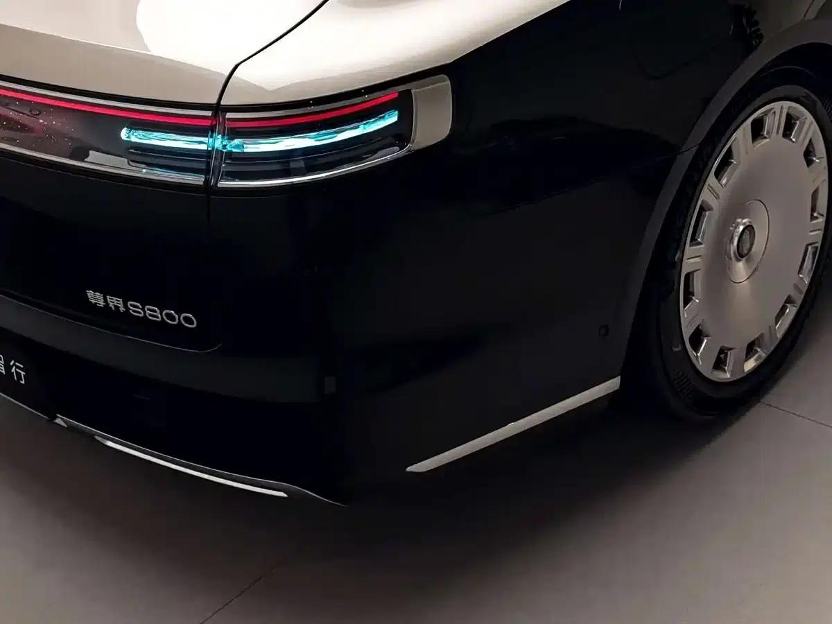 2025 S800 Premium Range Extended Model, 5-Seater (896-line LiDAR) — миниатюра 8
