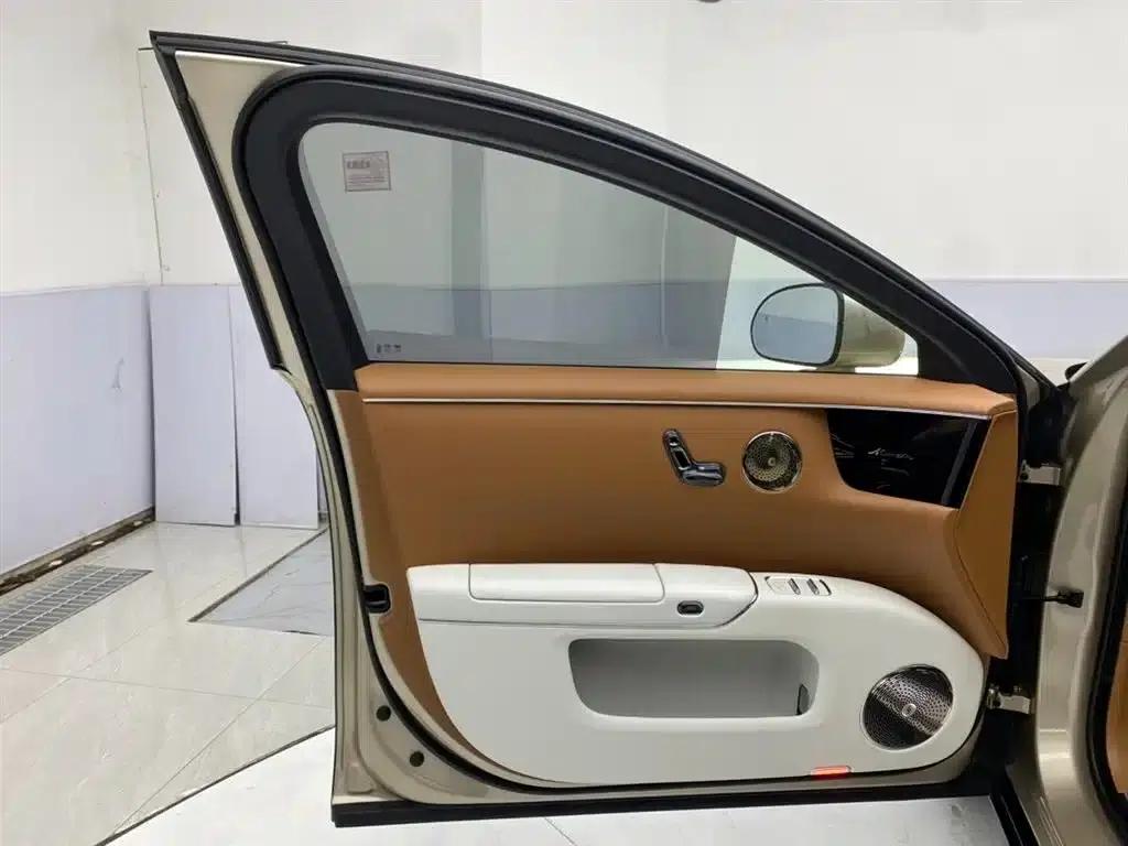 2025 S800 Premium Range Extended Star Executive Edition (4-seater, 192-line LiDAR) — миниатюра 16