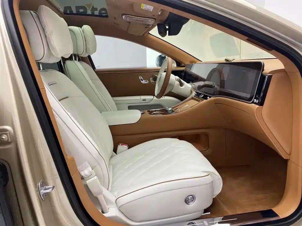 2025 S800 Premium Range Extended Star Executive Edition (4-seater, 192-line LiDAR) — миниатюра 18