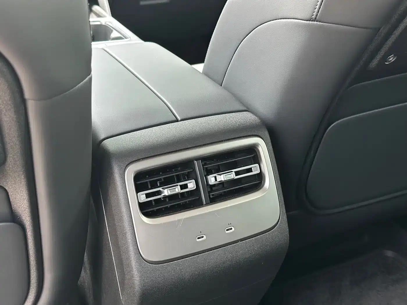 iCAR V27 2026 model 210KM 2WD Falcon 500 — миниатюра 12