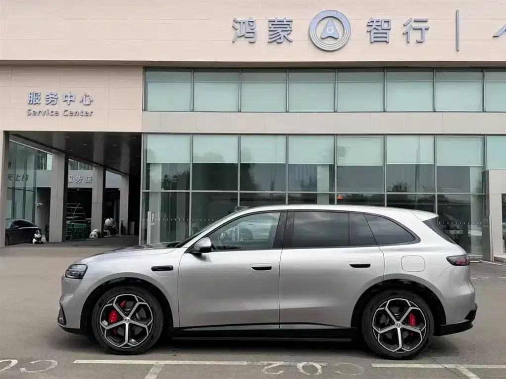 Wenjie M6 2026 Pure Electric Max+ Long Range Edition — миниатюра 3