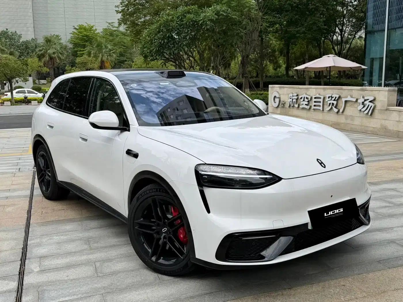 Wenjie M6 2026 Pure Electric Max+ Long Range Edition — миниатюра 3