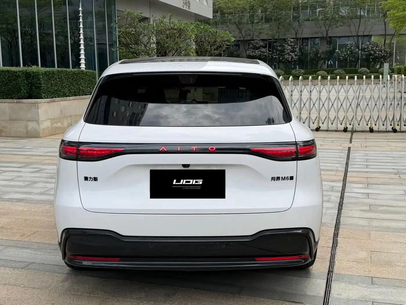 Wenjie M6 2026 Pure Electric Max+ Long Range Edition — миниатюра 6
